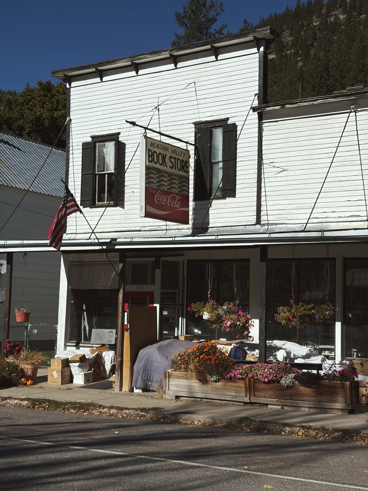 Reportage à Alberton, une petite ville du Montana qui compte moins de 500 habitants.
