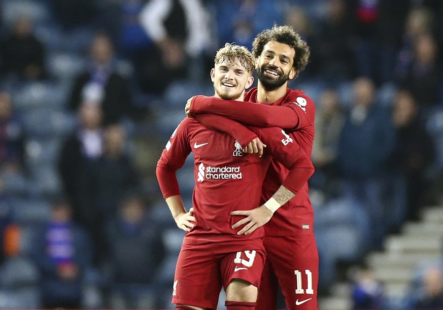 epaselect epa10239683 Harvey Elliott (L) of Liverpool celebrates with teammate Mohamed Salah (R) after scoring the 1-7 goal during the UEFA Champions League group A soccer match between Rangers FC and ...