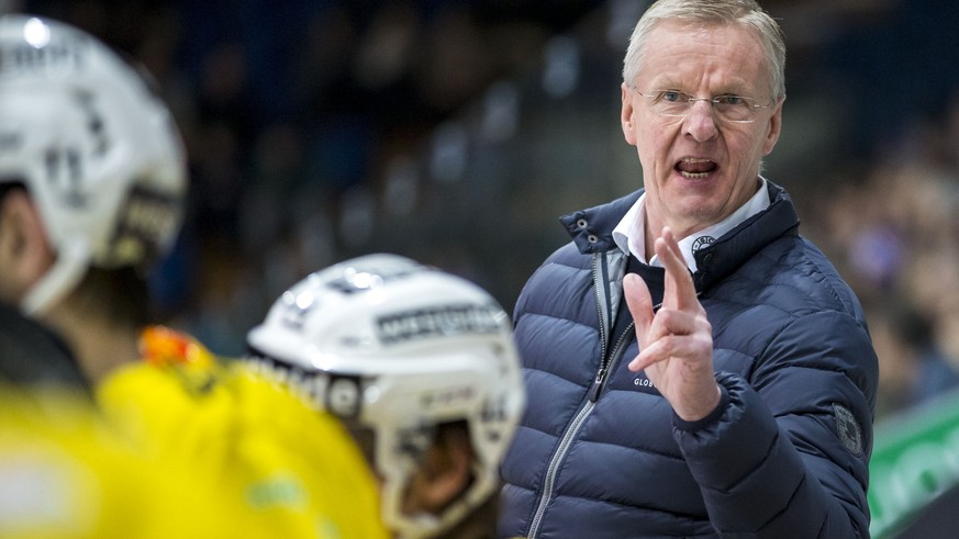 SC Bern Cheftrainer Kari Jalonen waehrend dem Eishockey-Meisterschaftsspiel der National League zwischen dem EHC Kloten und dem SC Bern am Dienstag, 30. Januar 2018, in Kloten. (KEYSTONE/Patrick B. Kr ...