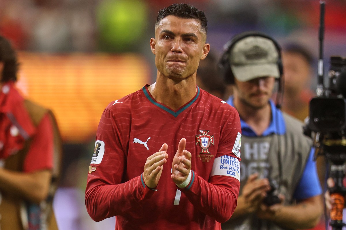 Portugal's Cristiano Ronaldo (7) reacts after the World Cup round of 16 soccer match between Portugal and Spain in Arlington, Texas, near Dallas, Monday, July 6, 2026. (AP Photo/Gareth Patterson) ...