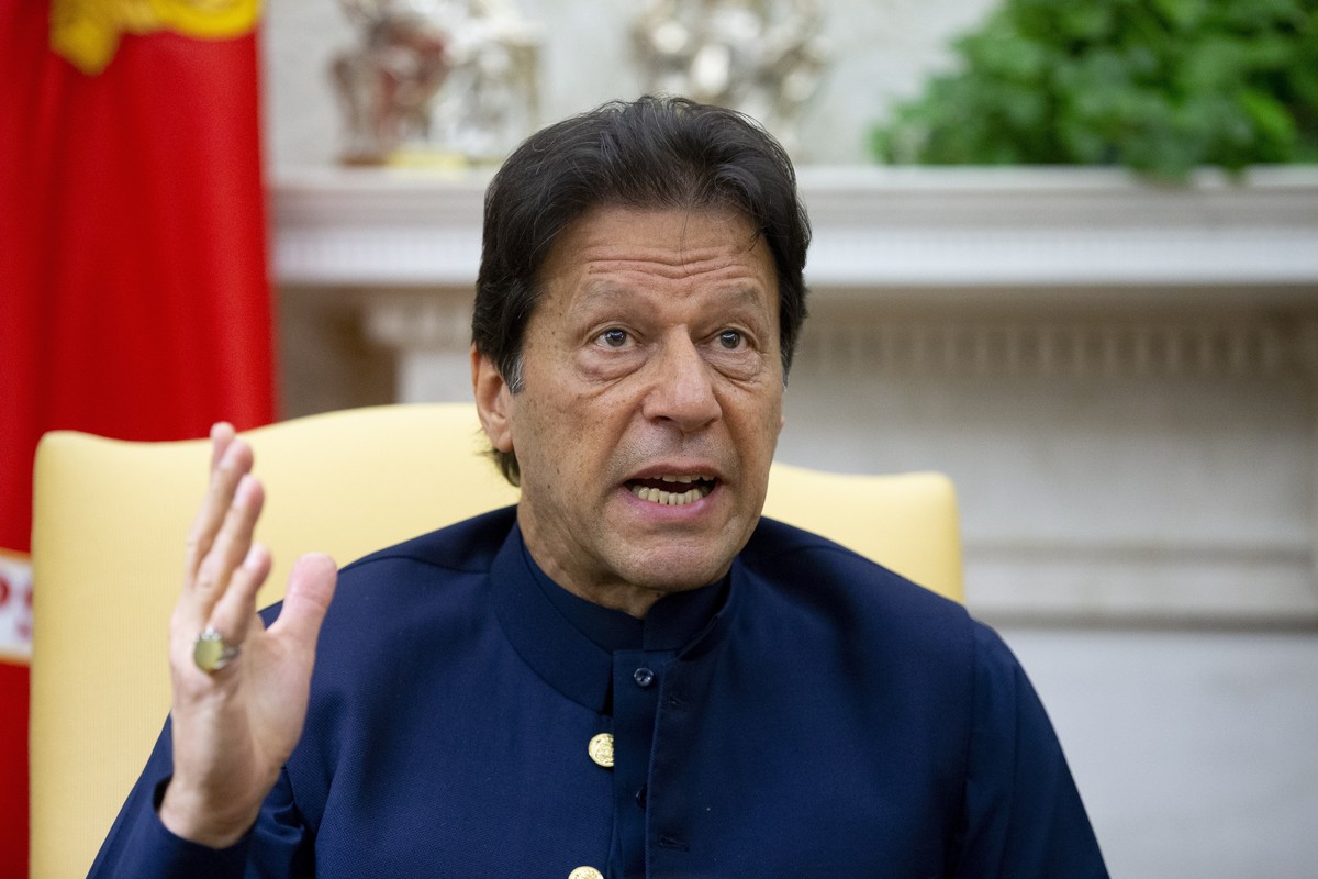 epa07733920 Prime Minister of Pakistan Imran Khan delivers remarks to members of the news media, during a meeting with US President Donald J. Trump (unseen) in the Oval Office of the White House in Wa ...