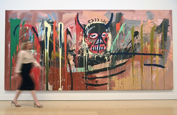 Ein Gemälde &quot;Ohne Titel' des afroamerikanischen Malers Jean-Michel Basquiat aus dem Jahr 1982 wurde im Mai 2017 für 110,5 Millionen Dollar bei Sotheby's in New York versteigert. Nie wurde bei einer Auktion mehr Geld für ein nach 1980 entstandenes Gemälde gezahlt.