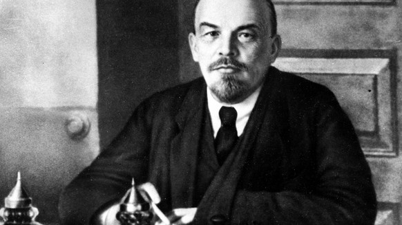 ARCHIVES --- 100 YEARS AGO ON NOVEMBER 7, 1917 ACCORDING TO THE GREGORIAN TIME, THE OCTOBER REVOLUTION BEGINS IN RUSSIA.  ON THIS OCCASION WE GIVE YOU THIS IMAGE --- Russia...