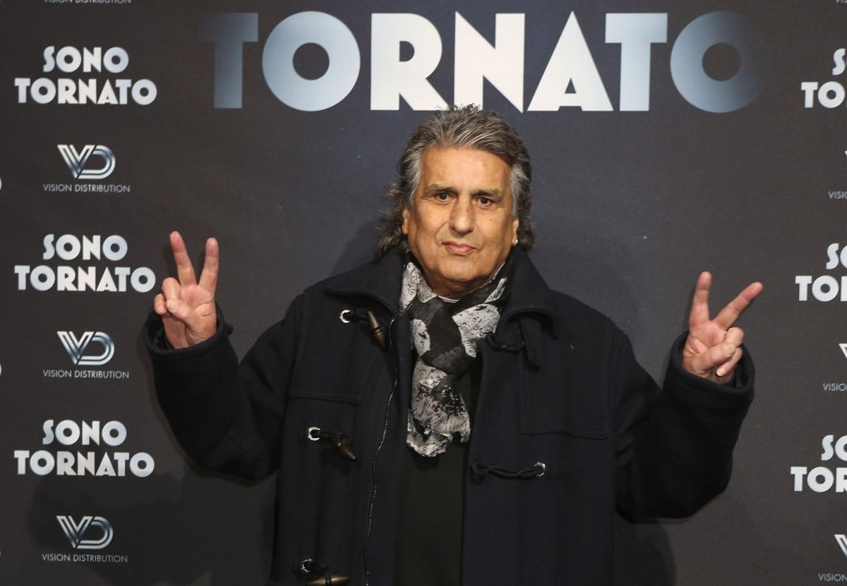 MILAN, ITALY - JANUARY 30: Toto Cutugno attends 'Sono Tornato' photocall on January 30, 2018 in Milan, Italy. (Photo by Vincenzo Lombardo/Getty Images)