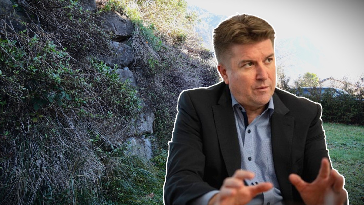 Teaserbild - Christof Hartmann ist wegen Amtsmissbrauch angeklagt. Dabei geht es nur um eine Mauer in Walenstadt