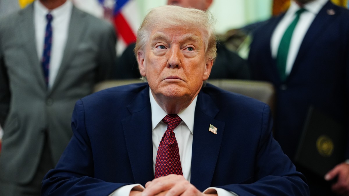 President Donald Trump listens in the Oval Office of the White House, Saturday, April 18, 2026, in Washington. (AP Photo/Julia Demaree Nikhinson)
Donald Trump