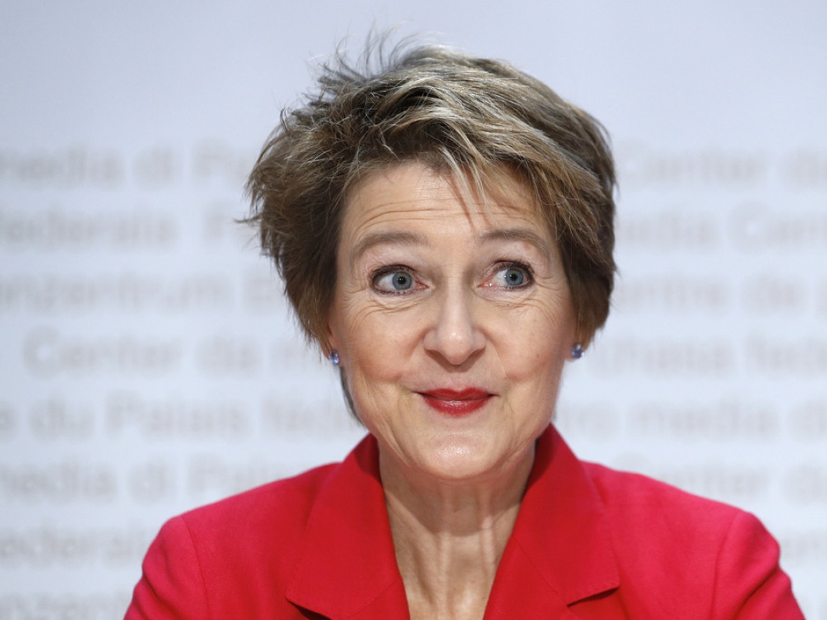Simonetta Sommaruga revient sur la scène publique un peu plus d'un an avoir quitté le Conseil fédéral.