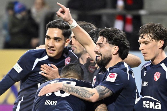 Der Thuner Kastriot Imeri jubelt nach seinem Tor zum 0-3 beim Fussballspiel der Super League FC Winterthur gegen den FC Thun auf der Schuetzenwiese in Winterthur am Mittwoch, 25. Februar 2026. (KEYSTO ...