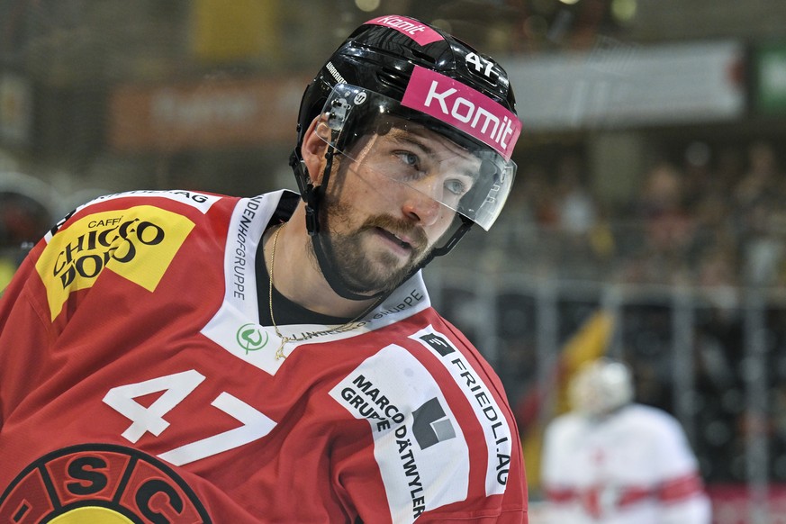 Berns Sven Baertschi im Eishockey Testspiel der National League zwischen dem SC Bern und Lausanne HC, am Samstag, 3. September 2022, in der PostFinance Arena in Bern. (KEYSTONE/Peter Schneider)