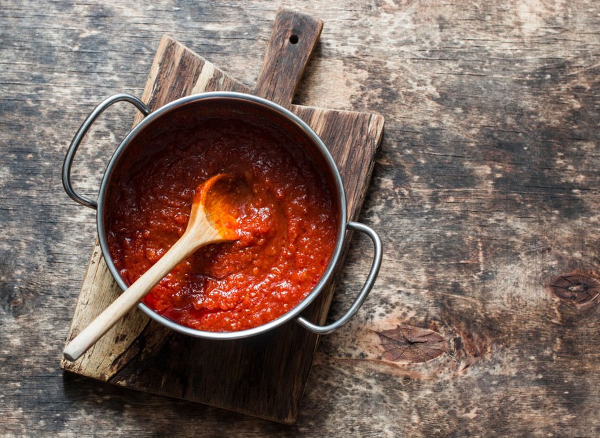 sugo al pomodoro tomaten sauce pasta essen kochen italien