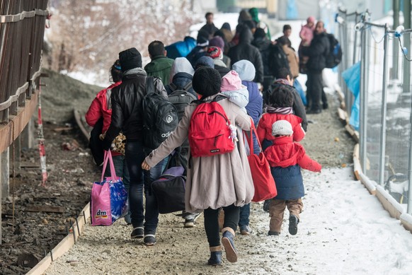 Um den Strom von Flüchtlingen nach Europa zu stoppen, braucht es laut Del Ponte vor allem eines: Frieden in Syrien.