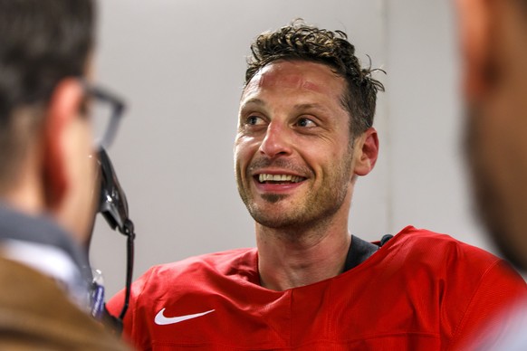 ARCHIVBILD ZUM RUECKTRITT VON MARK STREIT --- Switzerland&#039;s Mark Streit answers to reporters during a press briefing after a training session, one day before the IIHF 2015 World Championship at t ...