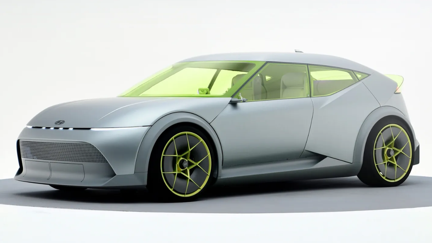 Hyundais Showcar «Concept Three» gibt einen Vorgeschmack auf den 2026 kommenden Ioniq 3.