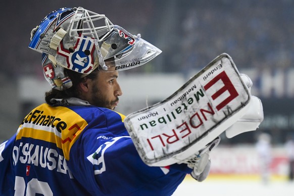 Klotens Goalie Luca Boltshauser, im siebten Eishockey Spiel der Ligaqualifikation der National League zwischen dem EHC Kloten und den SC Rapperswil-Jona Lakers, am Mittwoch, 25. April 2018, in der Swi ...