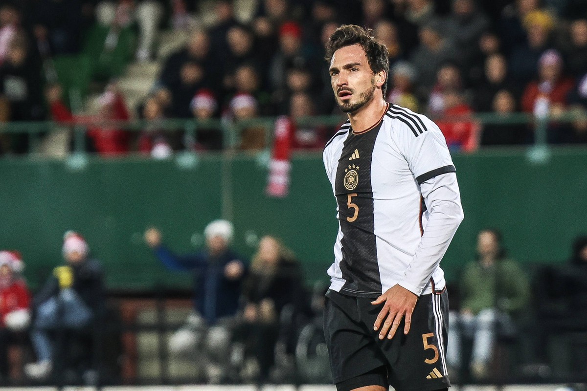 Fussball, UEFA L�nderspiel Saison 2023/24 Freundschaftsspiel �sterreich - Deutschland 21.11.2023, Ernst-Happel-Stadion Wien Mats Hummels Deutschland, 5 Wien Ernst-Happel-Stadion Wien Wien �sterreich * ...