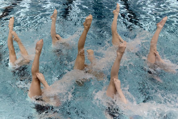 Der einzige Mann im Wasser, NZZ
