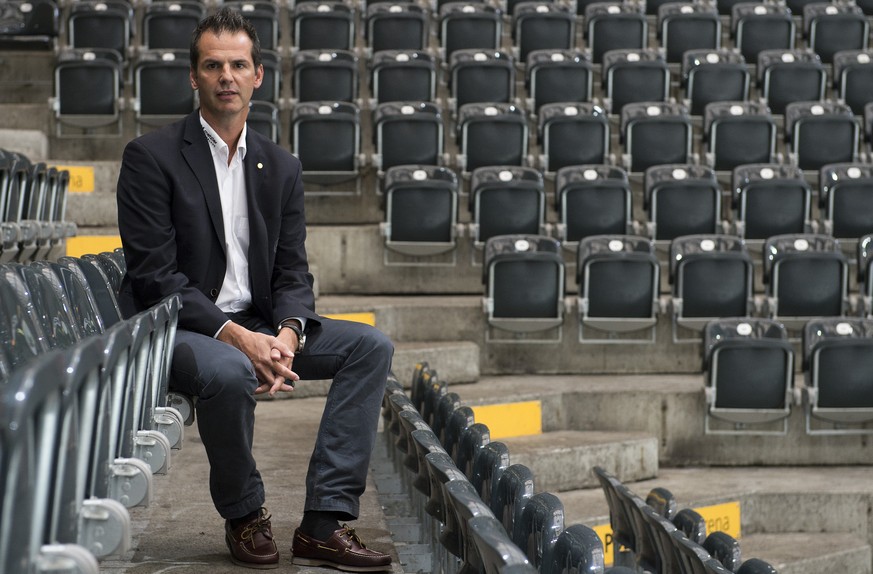 ARCHIVBILD ZUM NEUEN SPORTCHEF DER ZSC LIONS --- Sportchef Sven Leuenberger posiert fuer den Fotografen, waehrend der Saison-Medienkonferenz des SC Bern am Montag, 1. September 2014, in Bern. (KEYSTON ...