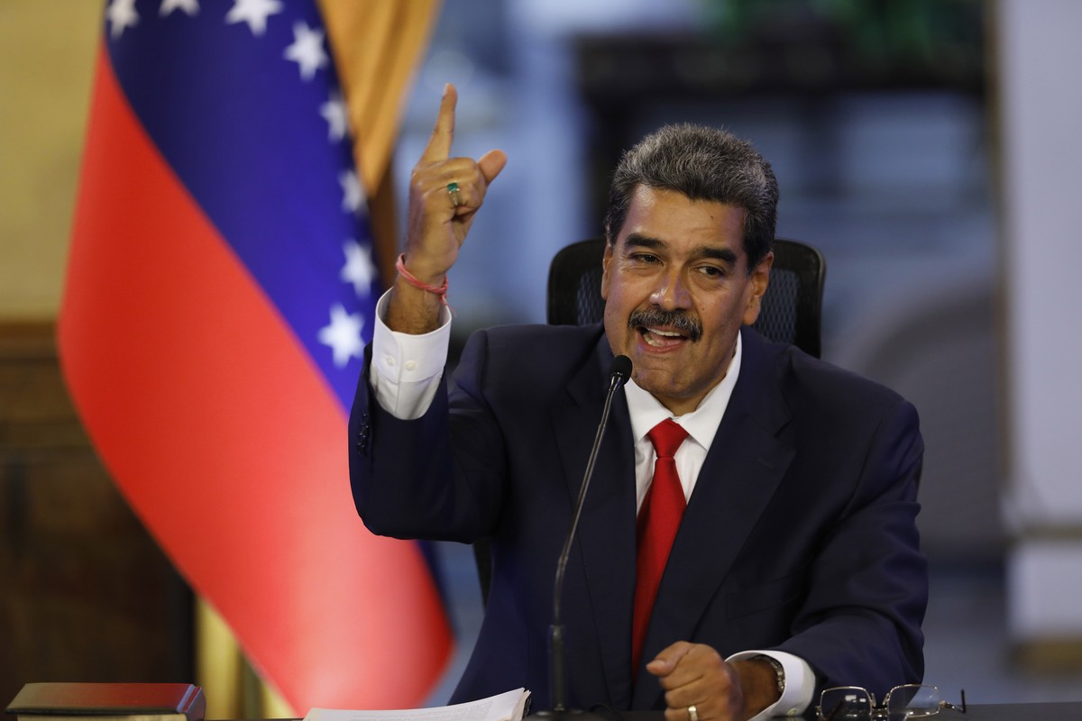 Venezuelan President Nicolas Maduro speaks during a press conference at the Miraflores presidential palace, in Caracas, Venezuela, Friday, Aug. 2, 2024. (AP Photo/Cristian Hernandez)