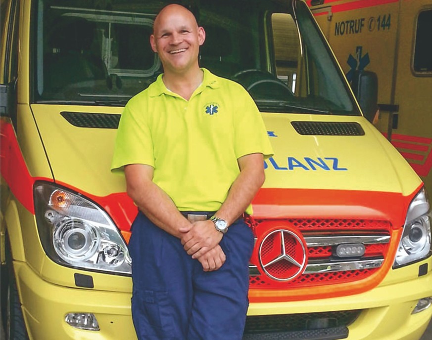 Horst Heckendorn arbeitet seit rund drei Jahrzehnten als Notfallsanitäter. 2015 lancierte er seine zweite Karriere – aber nicht ganz freiwillig.