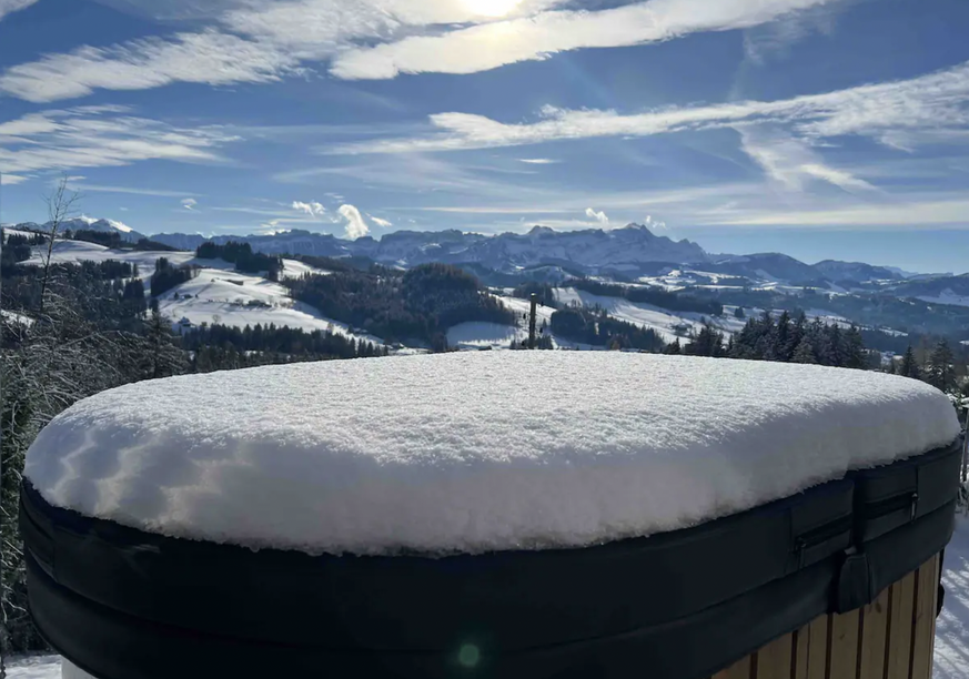 Teufen Schweiz Airbnb mit Wellness Hotpot