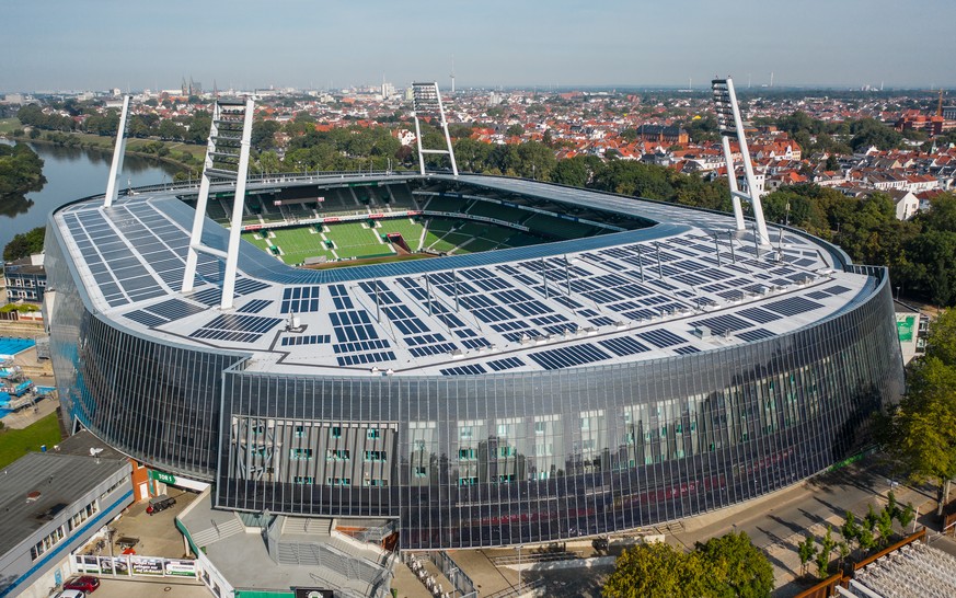 Das Weserstadion in Bremen mit einer Photovoltaik-Anlage, die aus insgesamt 200'000 Solarzellen besteht.