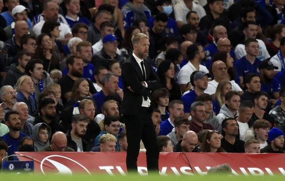 Chelsea&#039;s head coach Graham Potter watches his players during the Champions League, Group E soccer match between Chelsea FC and FC Salzburg, at Stamford Bridge in London Wednesday, Sept. 14, 2022 ...