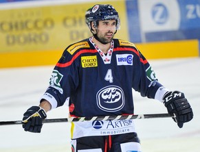 Ryan O'Byrne im Pech.