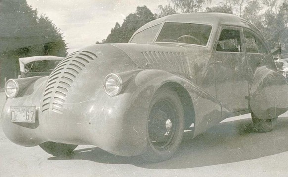 http://www.autogallery.org.ru/m/gazaaero.htm GAZ A-Aero (1934) russisches auto