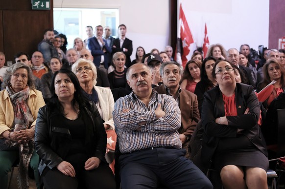 Participants at an election party held by the Turkish Republican People&#039;s Party (CHP, Cumhuriyet Halk Partisi) gather at Theater 28 in Berlin, Germany, Sunday, April 16, 2017. The “yes” side had  ...