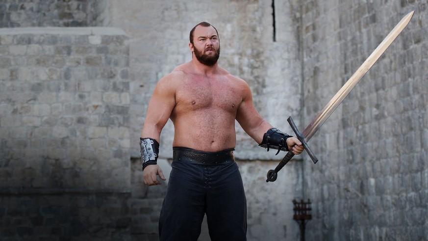 Hafþór Júlíus Björnsson belegte 2016 am World's Strongest Man-Wettkampf hinter dem Amerikaner Brian Shaw den zweiten Platz und gilt deshalb als zweitstärkster Mann der Welt. Bekannt wurde Björnsson ab ...