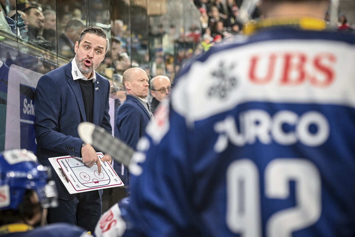 Davos' head coach Josh Holden during the game between HC Davos from Switzerland and HC Dynamo Pardubice from Czech Republic at the Final of the 95th Spengler Cup ice hockey tournament in Davos, S ...