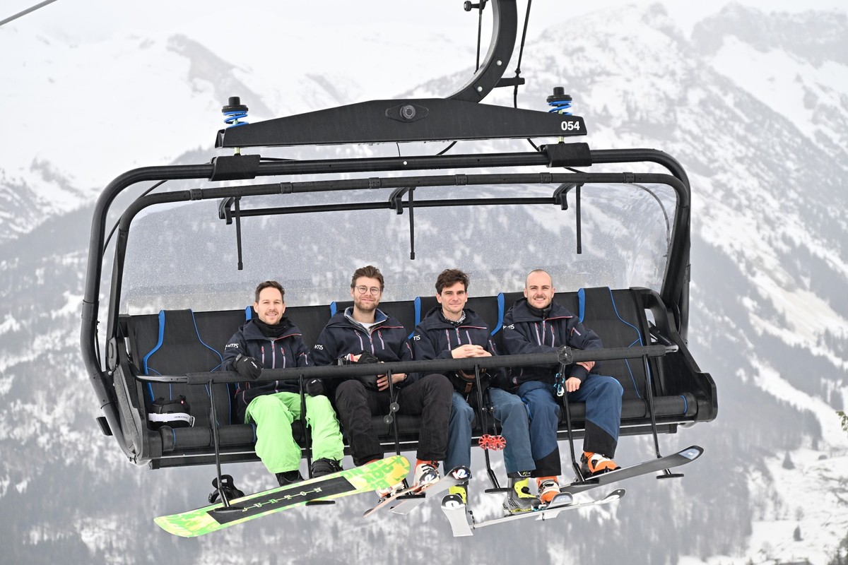 Gründungs-Team des Schweizer Start-ups Mantis, das KI-Steuerung für Sesselbahnen entwickelt.