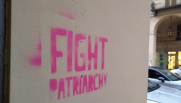 Fight-Patriarchy-Graffito in Turin.