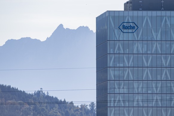 ARCHIVBILD ZUR MELDUNG, DASS ETHOS DIE VERNICHTUNG DER STIMMRECHTSAKTIEN IM RAHMEN DES RUECKZUGS VON NOVARTIS AUS ROCHE ABLEHNT, AM MONTAG, 15. NOVEMBER 2021 - Der Sitz von Roche Diagnostics Internati ...