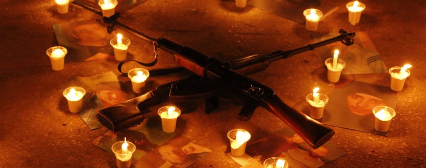 In Aleppo wird mit Bildern und Kerzen den Opfern des Syrien-Krieges gedacht.