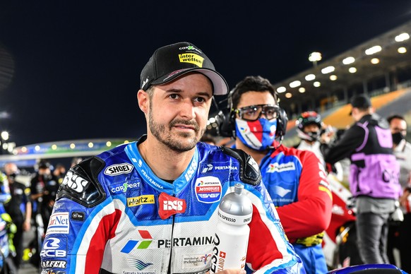 Der Schweizer Moto2-Fahrer Tom (Thomas) Luethi im Startraum des Moto Grand Prix von Doha 2021 auf dem Losail International Circuit in Losail, Katar, Sonntag, 4. April 2021. Luethi faehrt das Rennen na ...