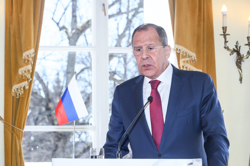 epa05943246 Foreign Minister of Russia Sergey Lavrov speaks to journalists during the meeting with Finnish Foreign Minister Timo Soini (not pictured) in Haikko Mansion, Porvoo, Finland, 04 May 2017. E ...