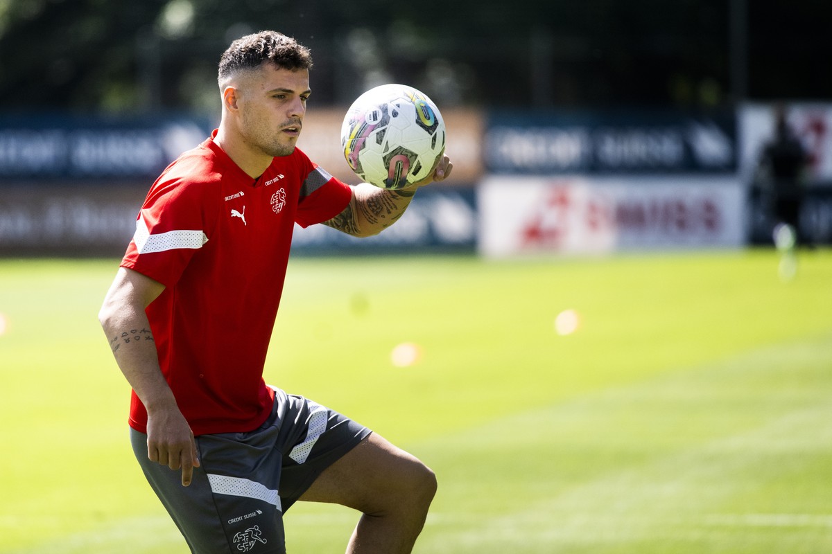 Granit Xhaka im Training der Schweizer Fussballnationalmannschaft, am Montag, 12. Juni 2023 in Tenero. Die Schweizer Fussballnationalmannschaft absolviert im Hinblick auf die Euro 2024-Qualifikation e ...