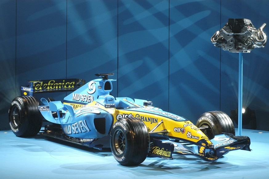 72454 01 Official presentation of the new F1 Renault R25 at Grimaldi Forum in Monaco, on Tuesday, February 1, 2005. Photo by Jean-Pierre Amet/ABACA. PUBLICATIONxNOTxINxFRAxESPxUKxUSAxBELxPOL Copyright ...