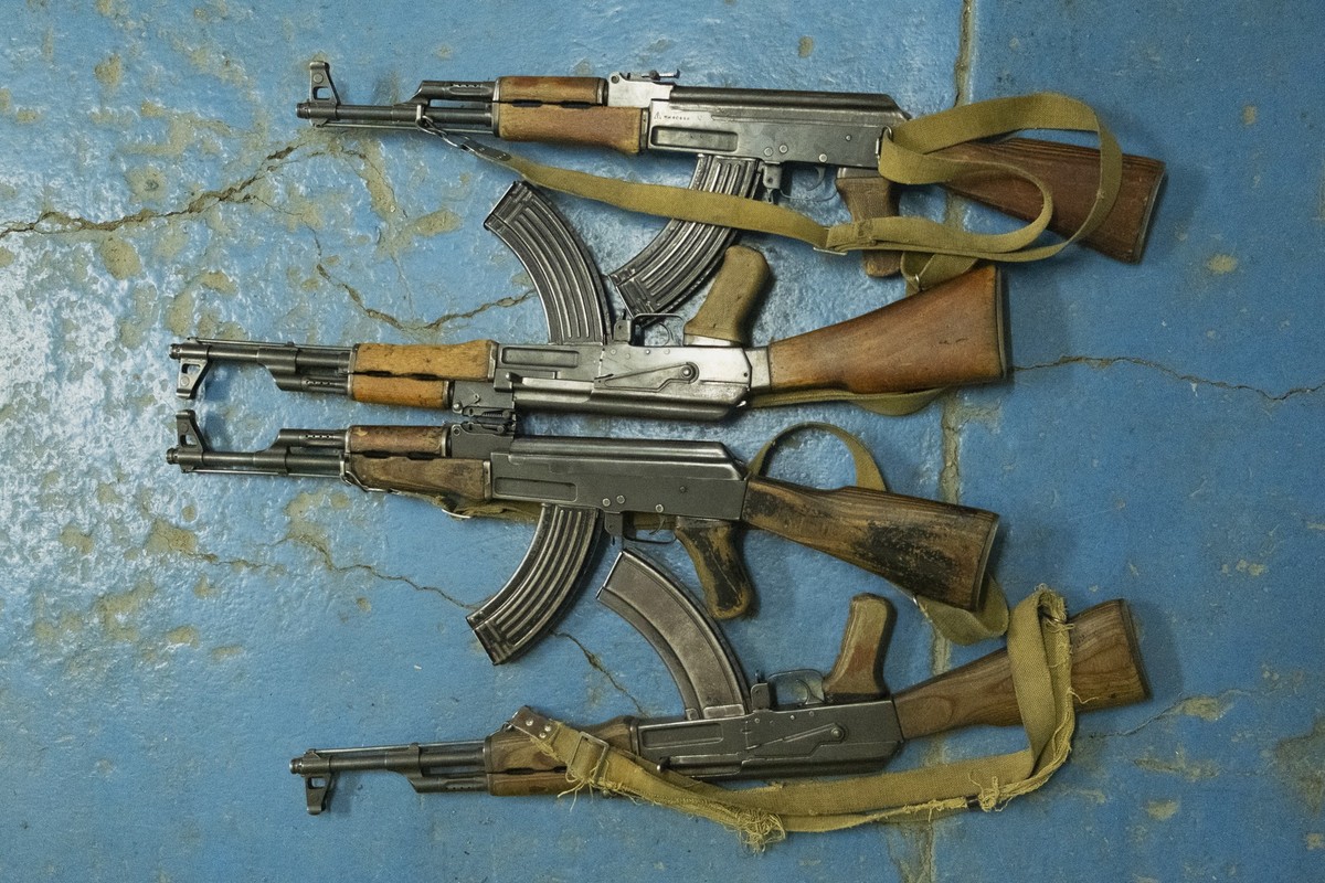 Kalashnikov assault rifles. 7.62x39 ammo ak47. xkwx 47, ak, ak-47, ak47, antique, army, automatic, background, black, closeup, construction, defense, detail, dirty, door, equipment, forces, grunge, gu ...
