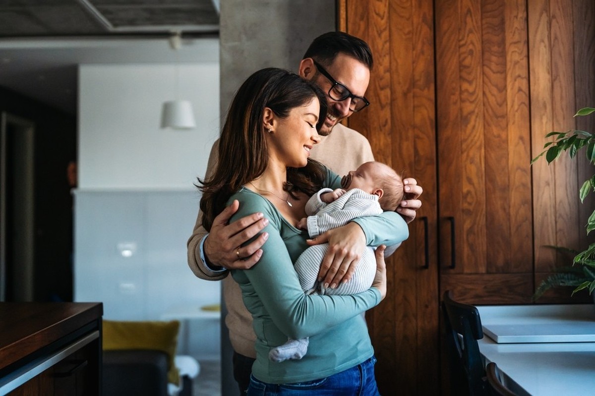 Un congé parental en Suisse? Tout savoir sur ce projet politique.