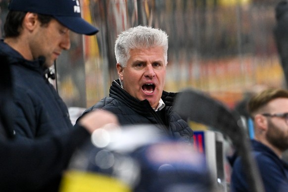 Head coach Rene Matte (HCAP), during the regular season National League game between HC Ambri Piotta and SCL Tigers at the ice stadium Gottardo Arena, Switzerland, October 17, 2025. (KEYSTONE/Ti-Press ...