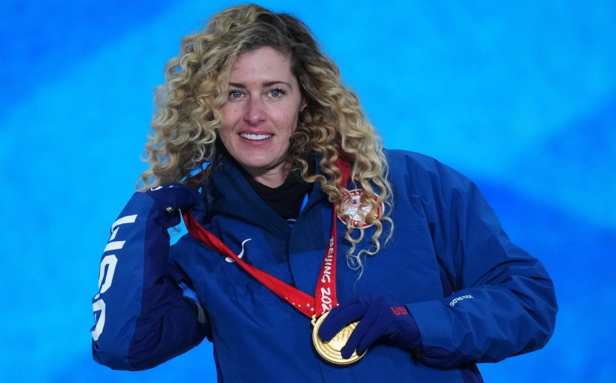China Olympics 2022 Medal Ceremony 8109348 09.02.2022 Gold medalist Lindsey Jacobellis, of the United States, poses during the medal ceremony after the women s snowboard cross event during the Beijing ...