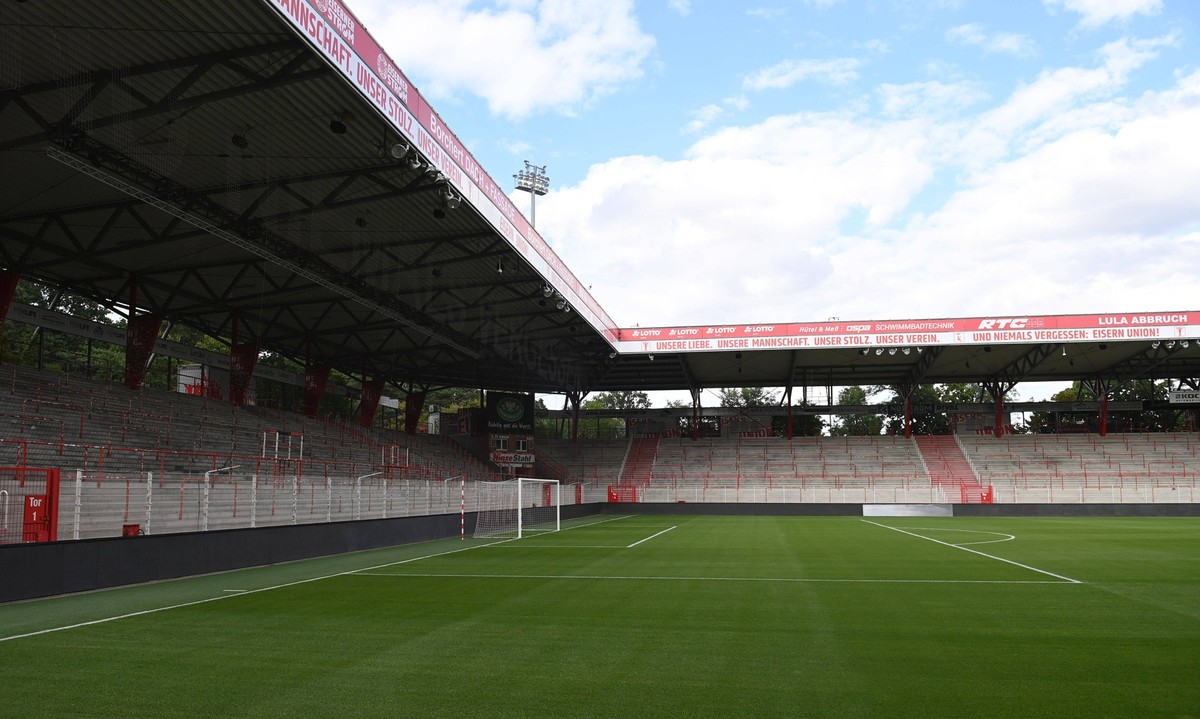 Fussball, Herren, Saison 2022/2023, 1. Bundesliga, 1. FC Union Berlin, Stehplätze im Stadion An der Alten Försterei, 27.07. 2022, *** Football, men, season 2022 2023, 1 Bundesliga, 1 FC Union Berlin,  ...