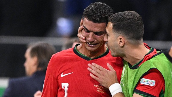 Germany Soccer Euro 2024 Portugal - Slovenia 8720835 01.07.2024 Portugal s Cristiano Ronaldo, centre, reacts during a break in the UEFA EURO, EM, Europameisterschaft,Fussball 2024 round of 16 soccer m ...