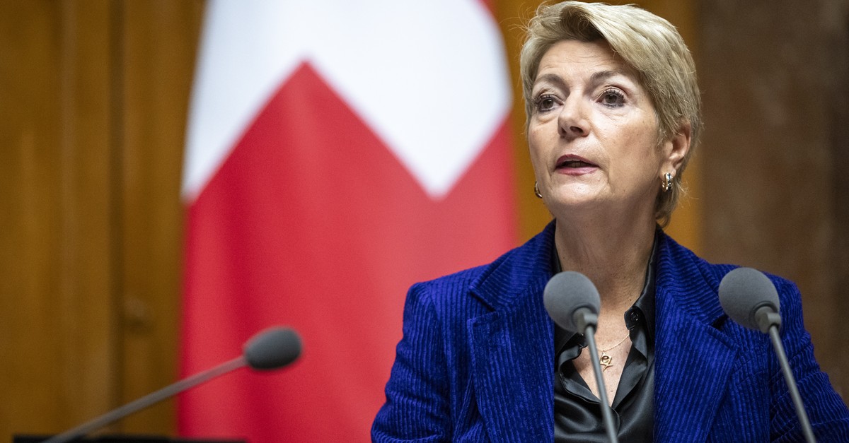 Wegen Beleidigungen: Keller-Sutter geht juristisch gegen Elon Musks KI Grok vor