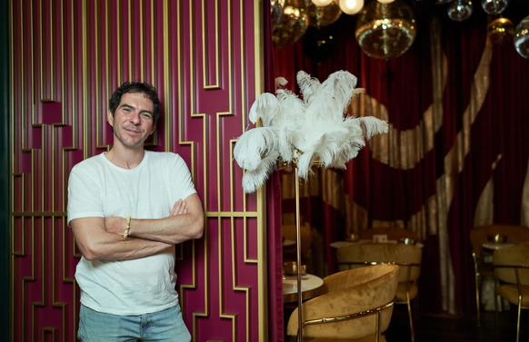 Daniel Wiesner ist Chef der Familie Wiesner Gastronomie und hat eine klare Meinung zum Thema Wasserpreise im Restaurant.