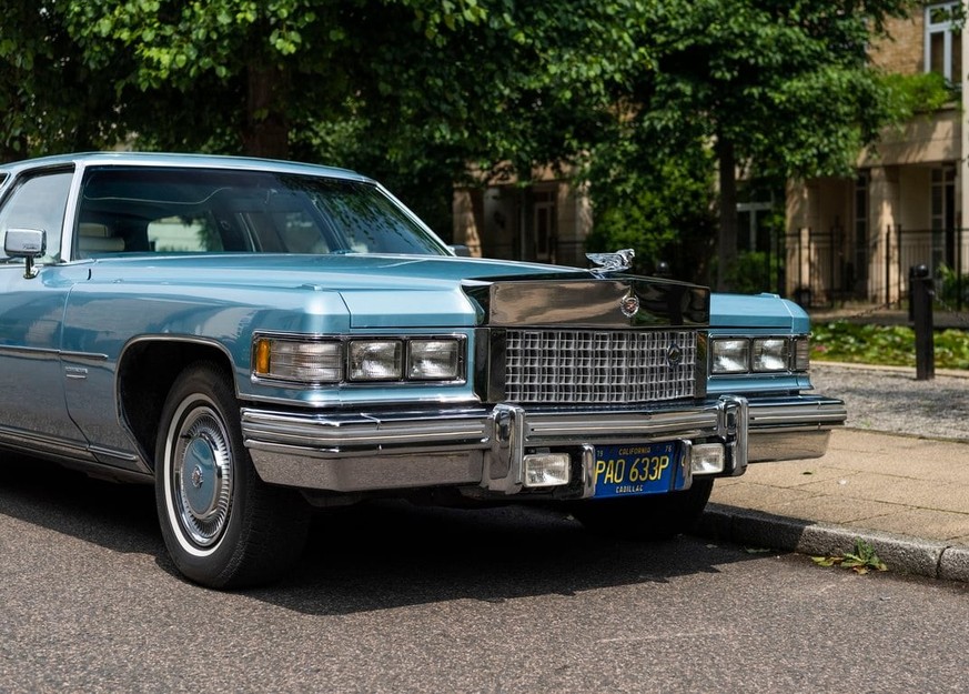 1976 Cadillac Castillian Fleetwood Brougham Estate Wagon

https://www.carandclassic.com/car/C1369411