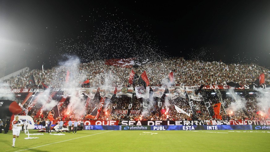 Bildnummer: 15012354 Datum: 09.11.2013 Copyright: imago/Photogamma
Fans Newell s Old Boys. Newells Old Boys Rosario. Futbol Argentino - Torneo Inicial 2013 - Fecha 15. 9 de noviembre de 2013. Estadio ...
