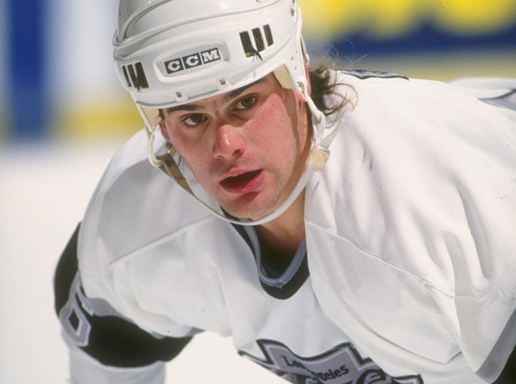 Der junge Todd Elik im Trikot der Los Angeles Kings.